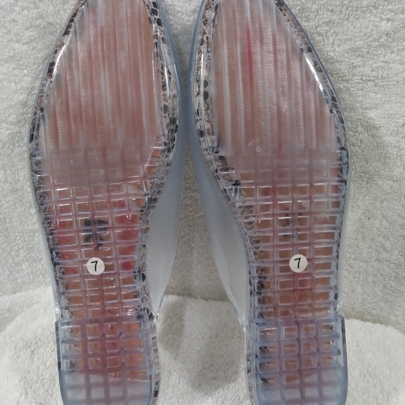 🆕Cape Robbin Transparent Slip on Mules - Picture 5 of 5